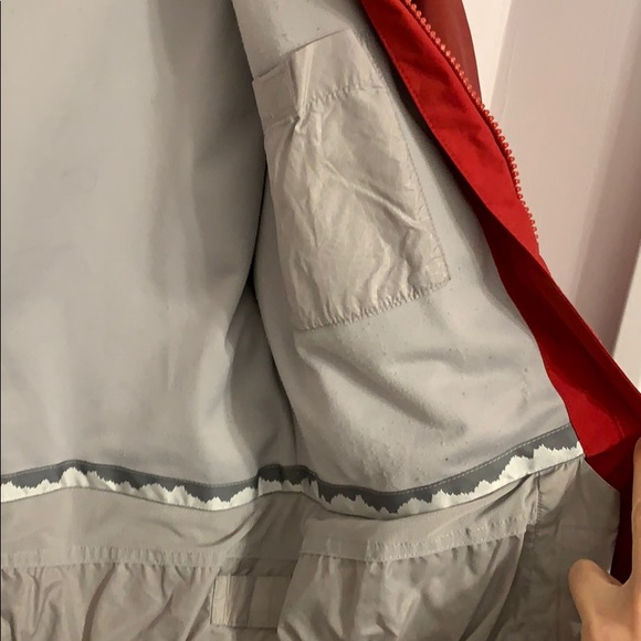 North face XS shell - Picture 4 of 11